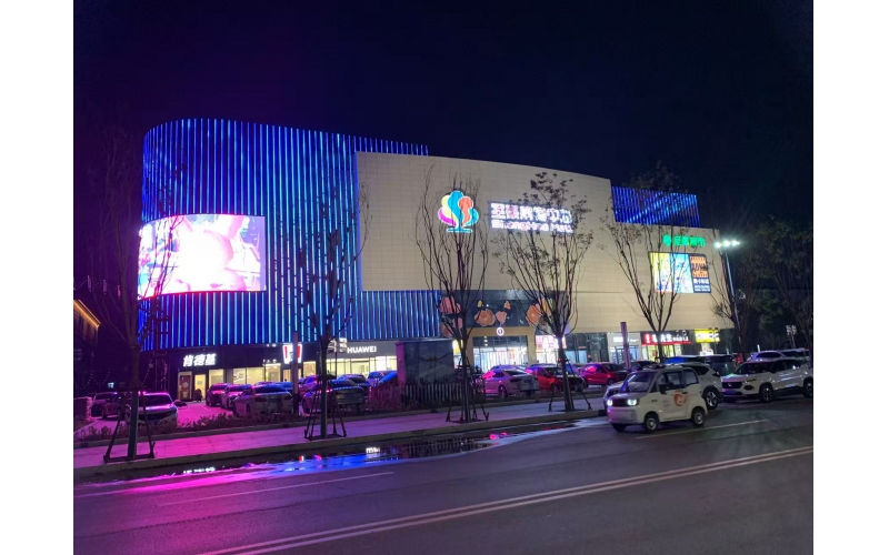 光影織就煙火色，夜色喚醒步行街 —— 濱州惠民縣圣豪悠樂里亮化工程紀(jì)實